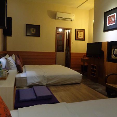 Dhanesvara Holistic Unique Homestay Wonotjolo Exterior photo