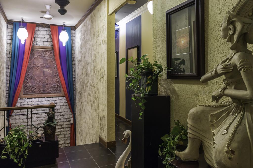 Dhanesvara Holistic Unique Homestay Wonotjolo Exterior photo