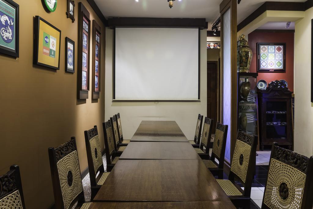 Dhanesvara Holistic Unique Homestay Wonotjolo Exterior photo