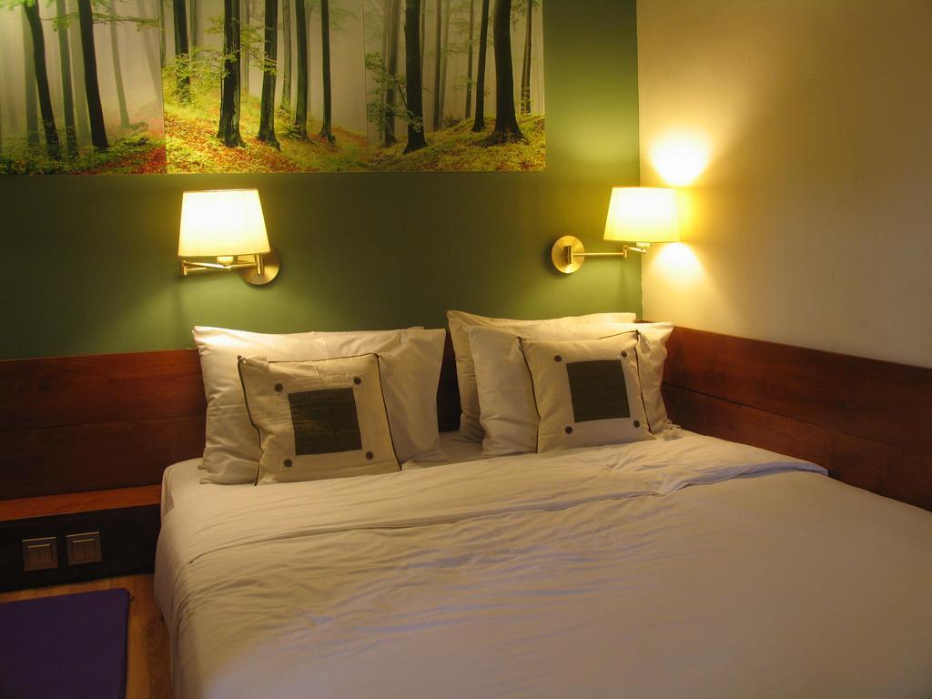 Dhanesvara Holistic Unique Homestay Wonotjolo Room photo