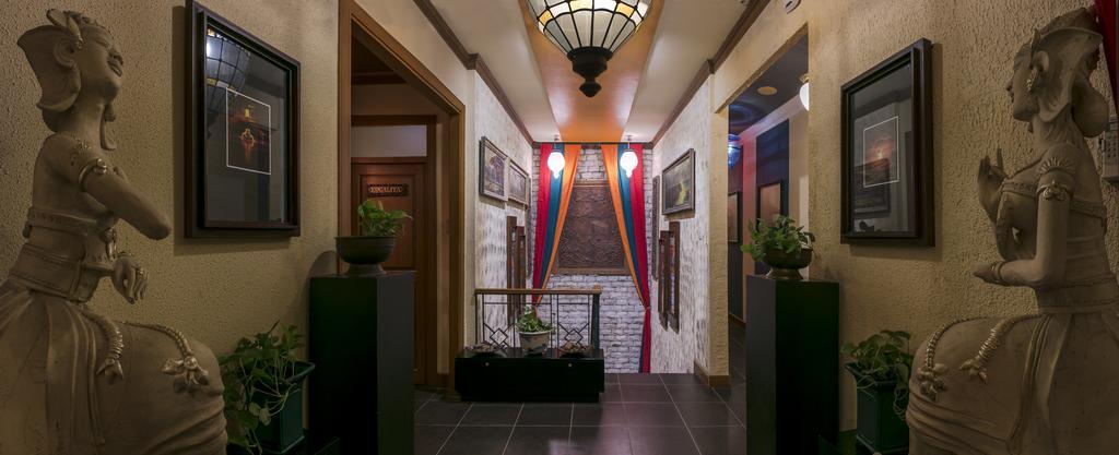 Dhanesvara Holistic Unique Homestay Wonotjolo Exterior photo