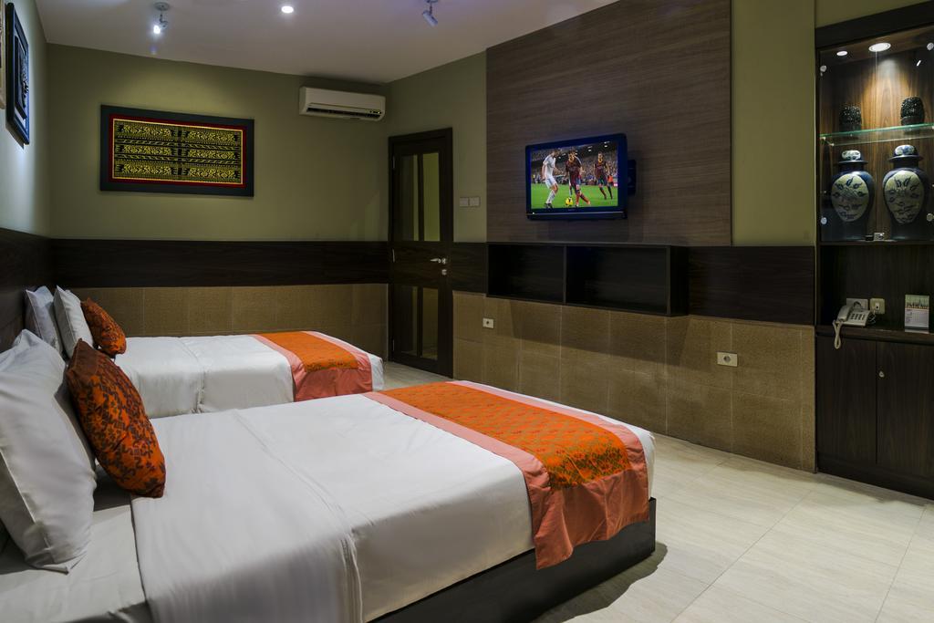 Dhanesvara Holistic Unique Homestay Wonotjolo Exterior photo