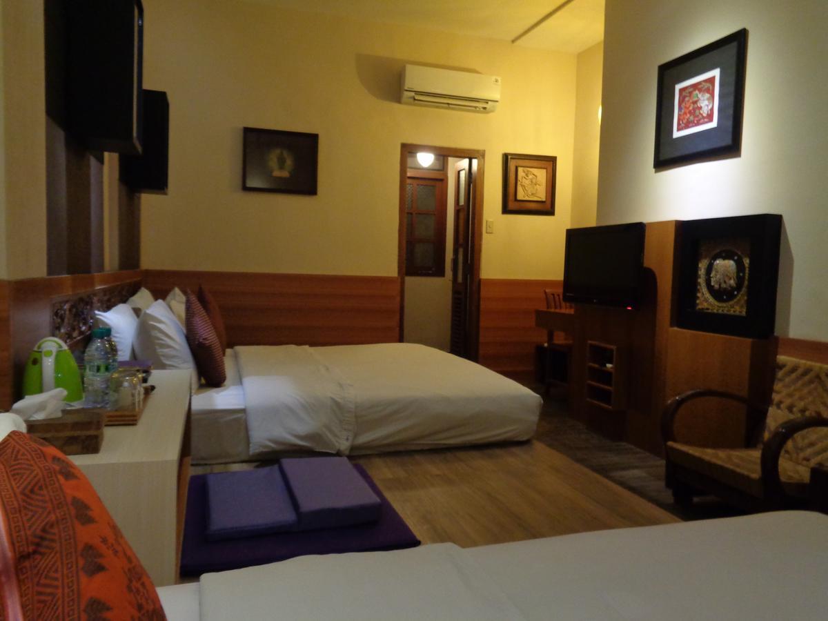 Dhanesvara Holistic Unique Homestay Wonotjolo Exterior photo