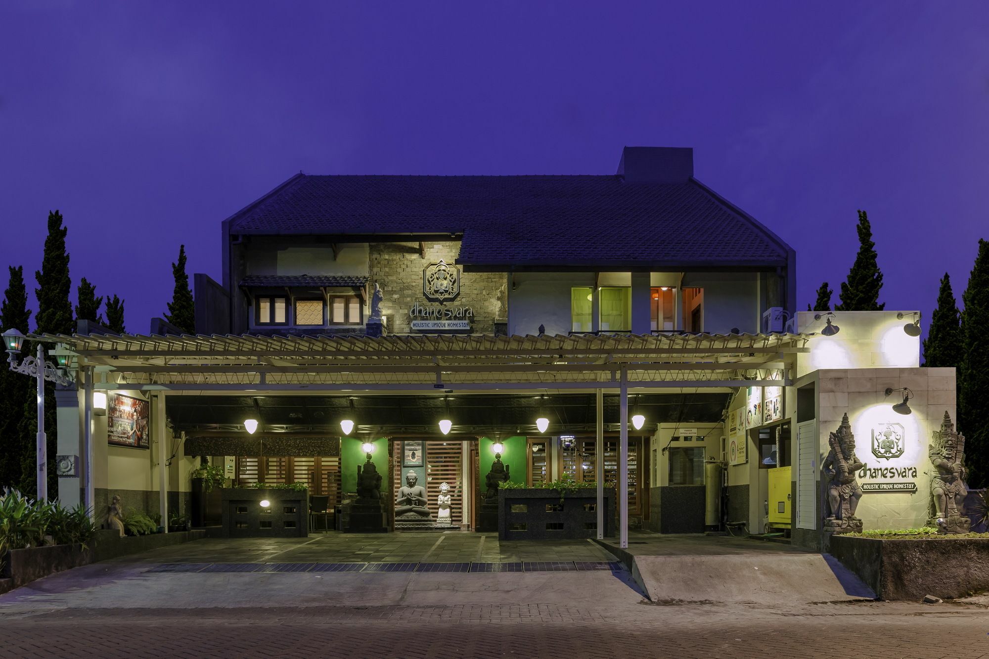Dhanesvara Holistic Unique Homestay Wonotjolo Exterior photo